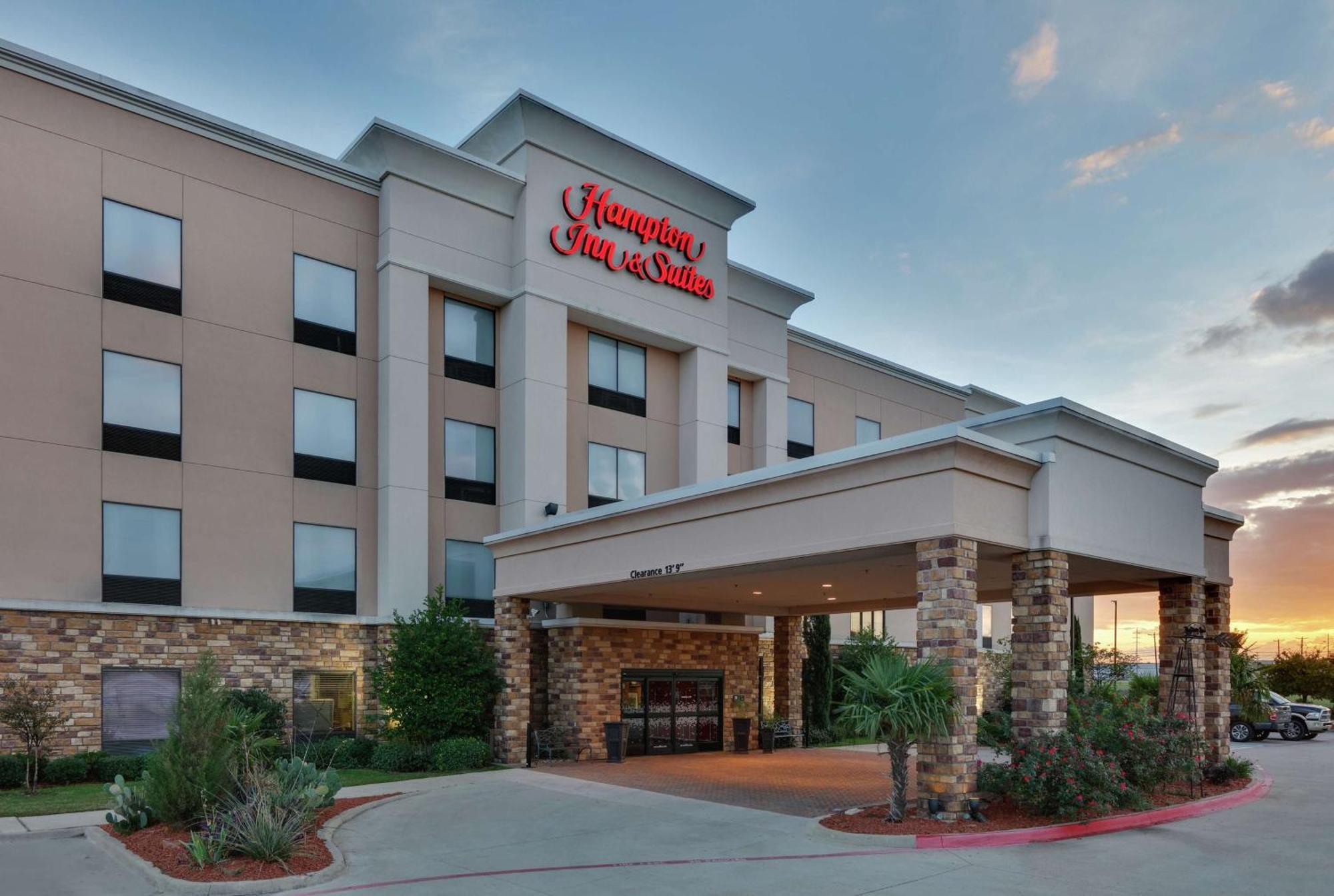Hampton Inn & Suites Fort Worth/Forest Hill Extérieur photo