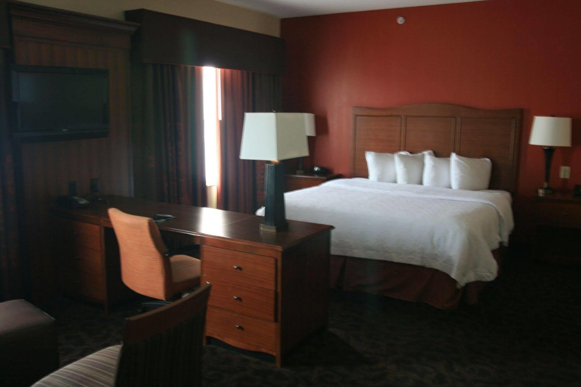 Hampton Inn & Suites Fort Worth/Forest Hill Extérieur photo